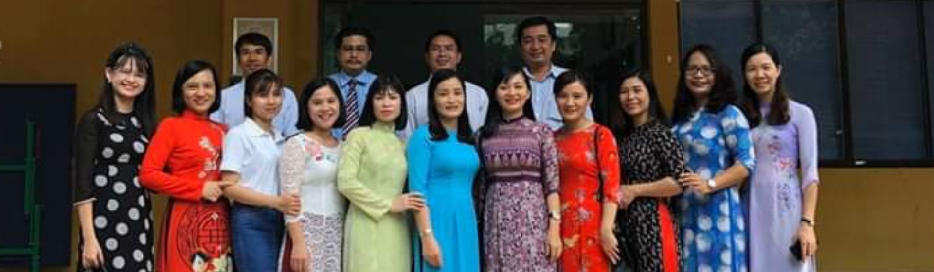 Cán bộ, giảng viên Khoa Luật và Lý luận Chính trị