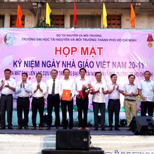 Ban liên lạc cựu học sinh, sinh viên