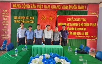 Đoàn công tác của Trường thăm và làm việc tại tỉnh Bình Thuận