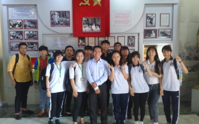 HÌNH ẢNH SINH VIÊN LỚP 06ĐH_CNTT1+2 THAM QUAN HỌC TẬP MÔN TƯ TƯỞNG HCM HKII (2017-2018) TẠI BẢO TÀNG HỒ CHÍ MINH 